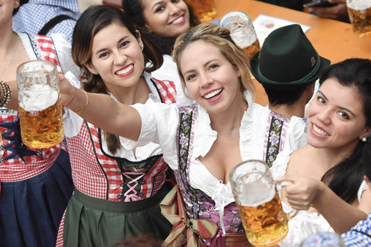 Was Sollte Man Zum Oktoberfest Anziehen?